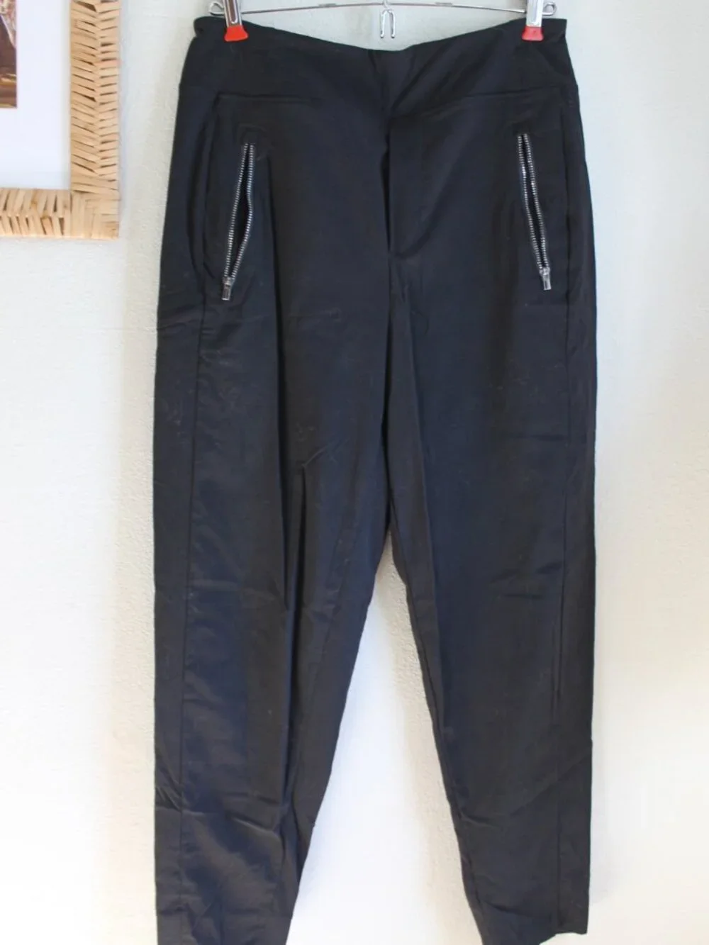 Athleta cropped pants - 6 - Picture 4 of 8